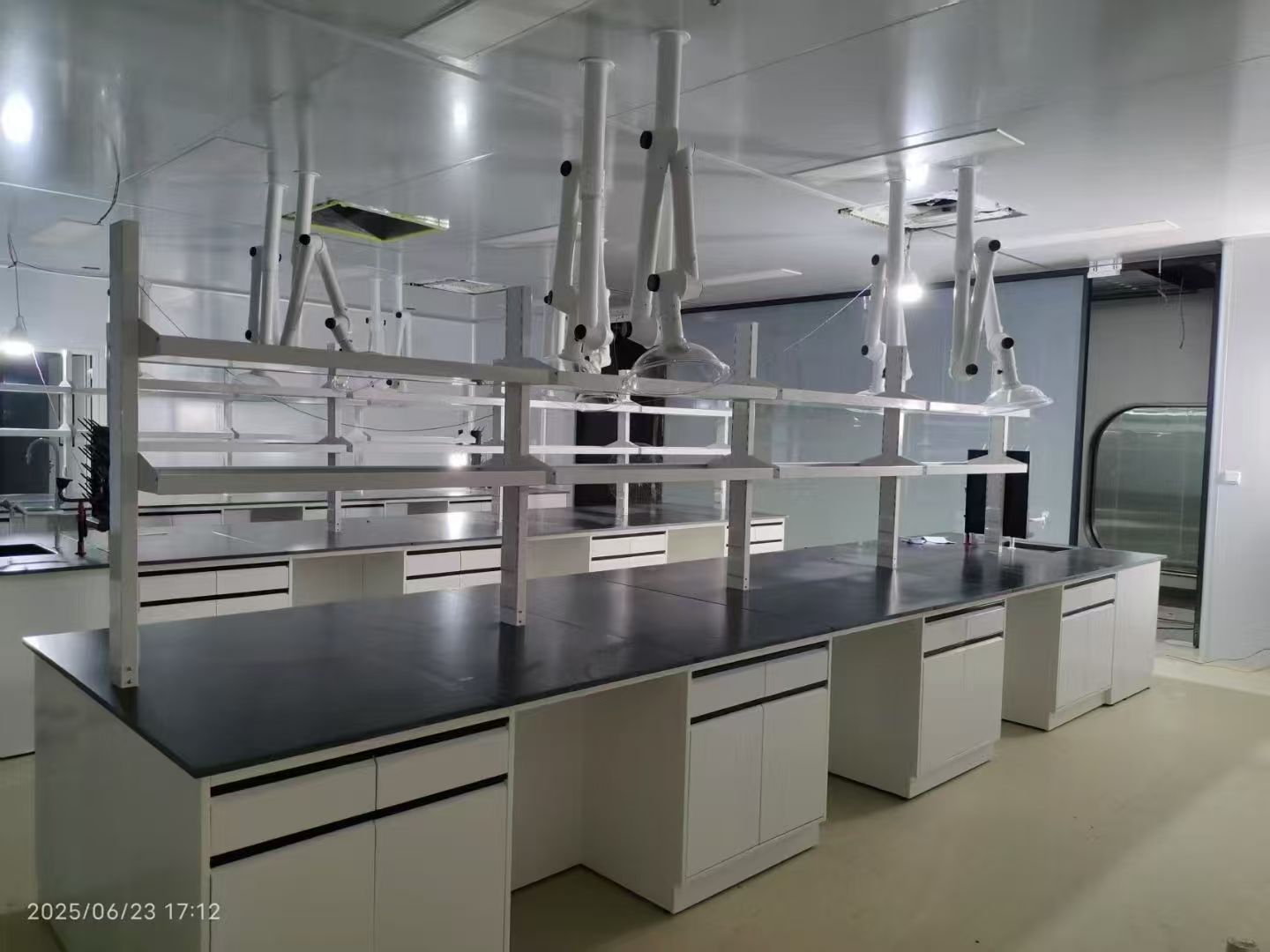 1751955430826711.jpg 1751955430826711.jpg